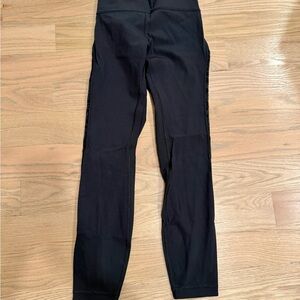 Lululemon out-of-this-world High Rise Legging in Black